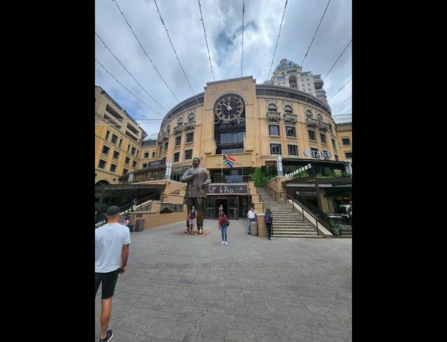 OFFICE FOR SALE IN SANDTON CENTRAL